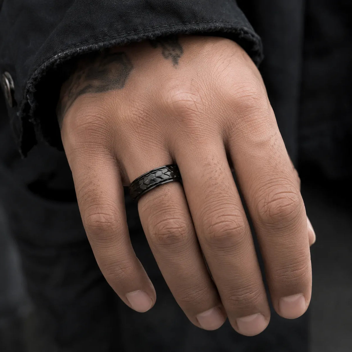 bague draconique rotative argent noir or