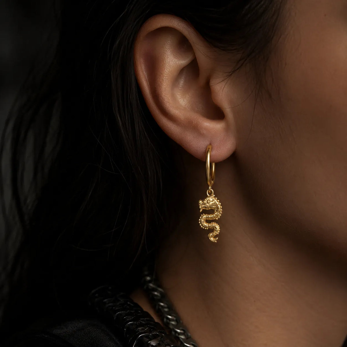 boucles d'oreilles mystique dragon suspendu