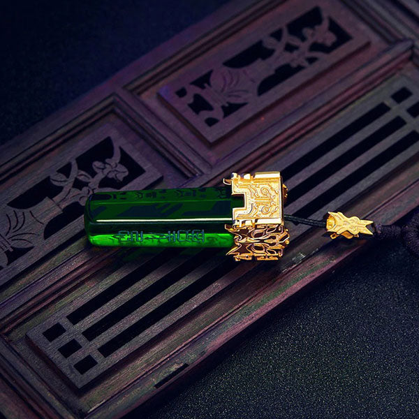 Collier dragon sacré