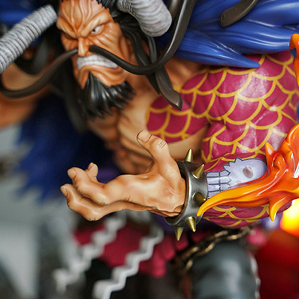 Figurine Dragon Kaido aux Cents Bêtes