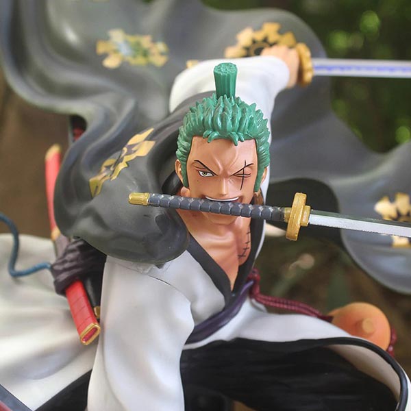 Figurine dragon roronoa zoro wano