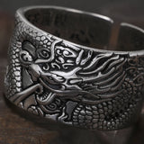 anneau dragon gravé écailles relief vintage