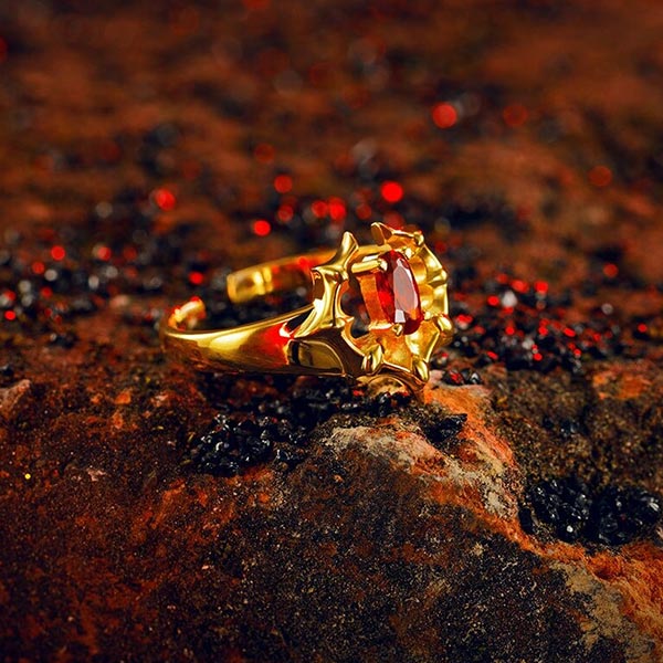 Bague dorée pierre
