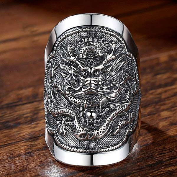 Bague dragon ovale