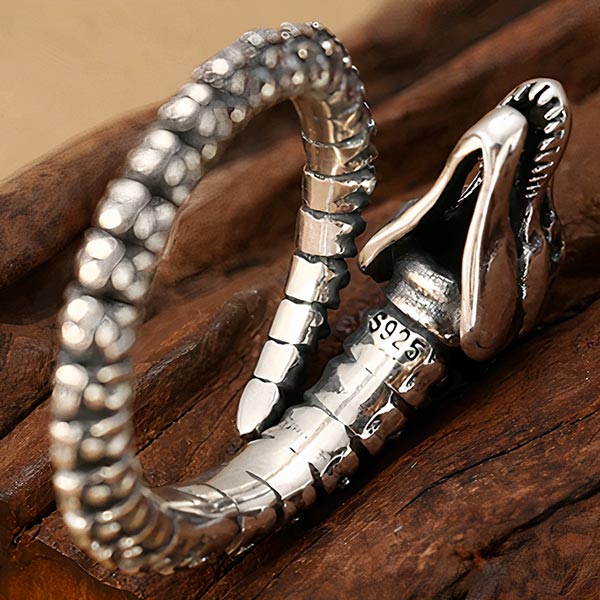 Bague dragon squelette